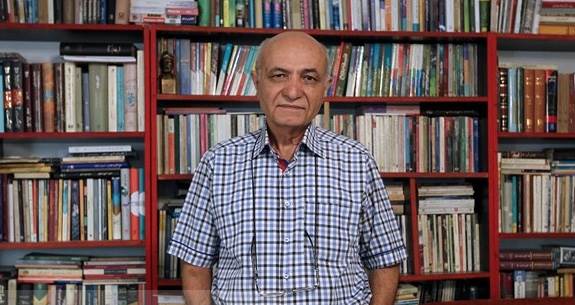 عباس مخبر مترجم کتاب پرسش های زندگی