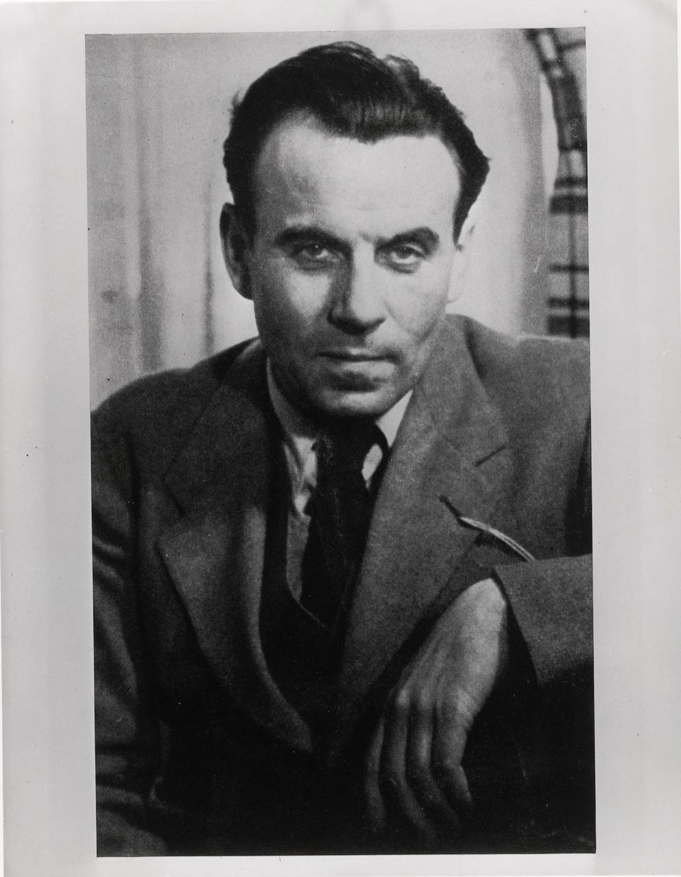 کتاب نمایش افسانه ای برای وقتی دیگر