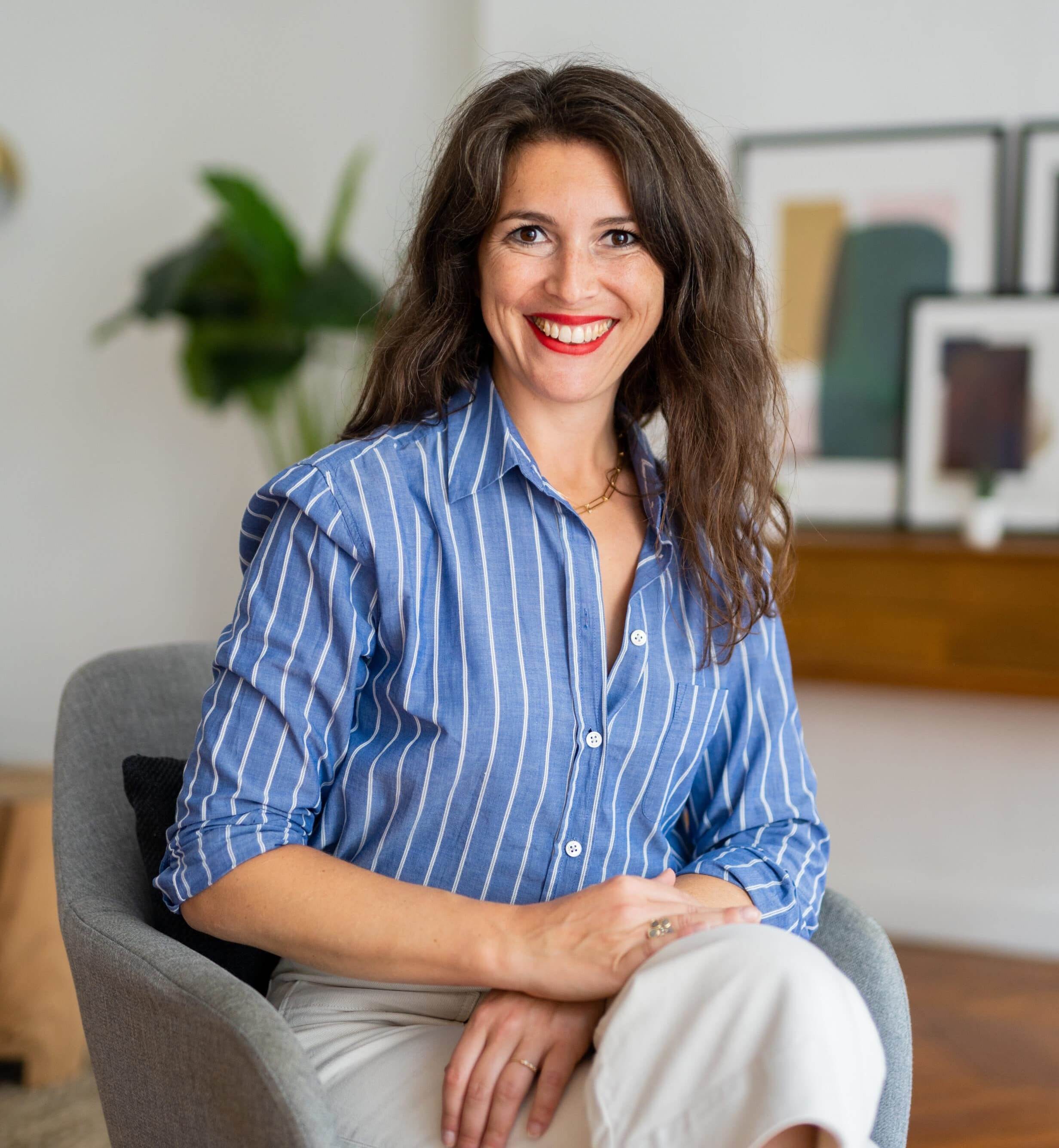 زنان برتر از ما