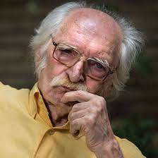 عکس  نویسنده جلدی کلیدر