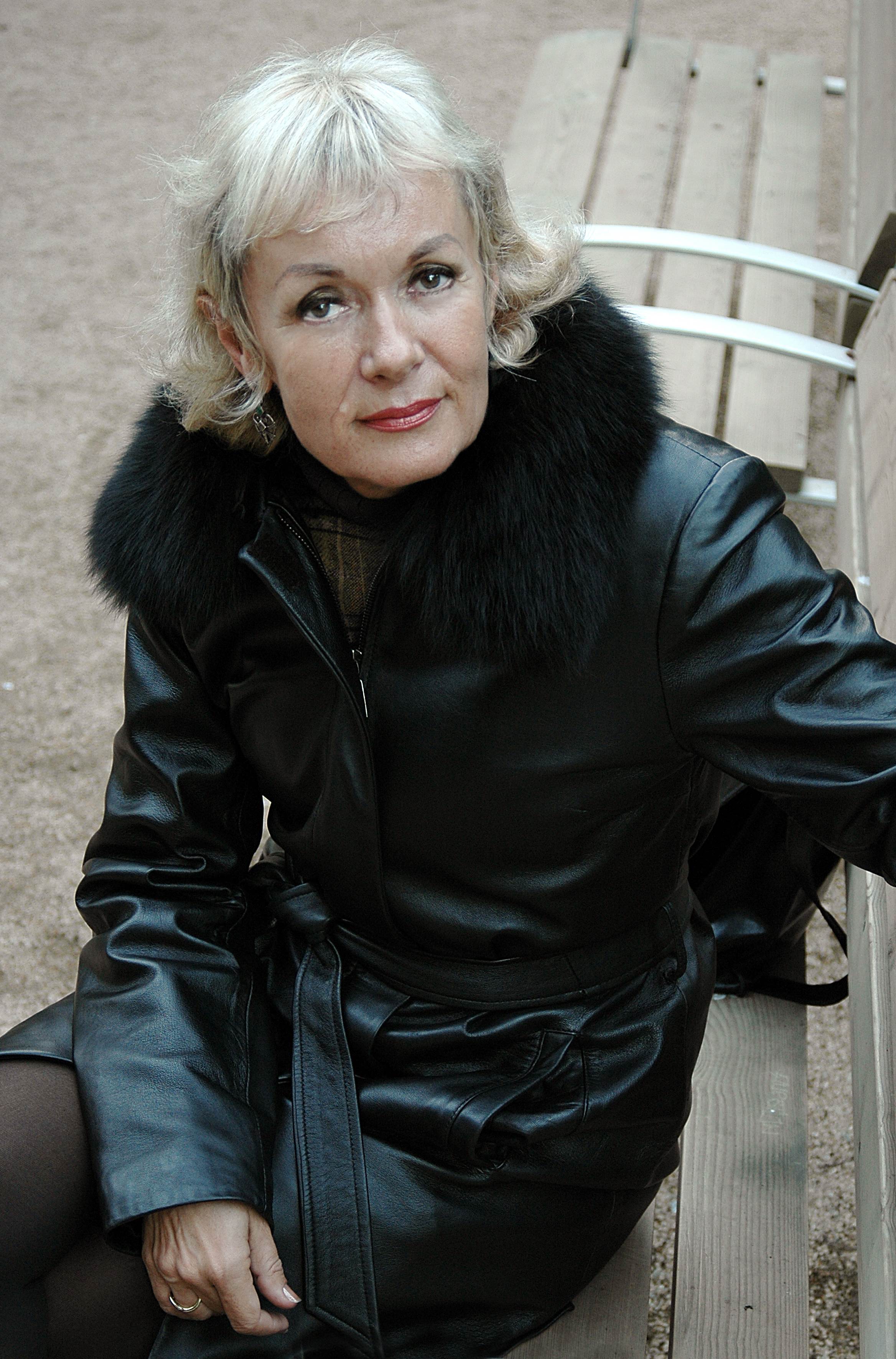 مهیای رقصی در برف