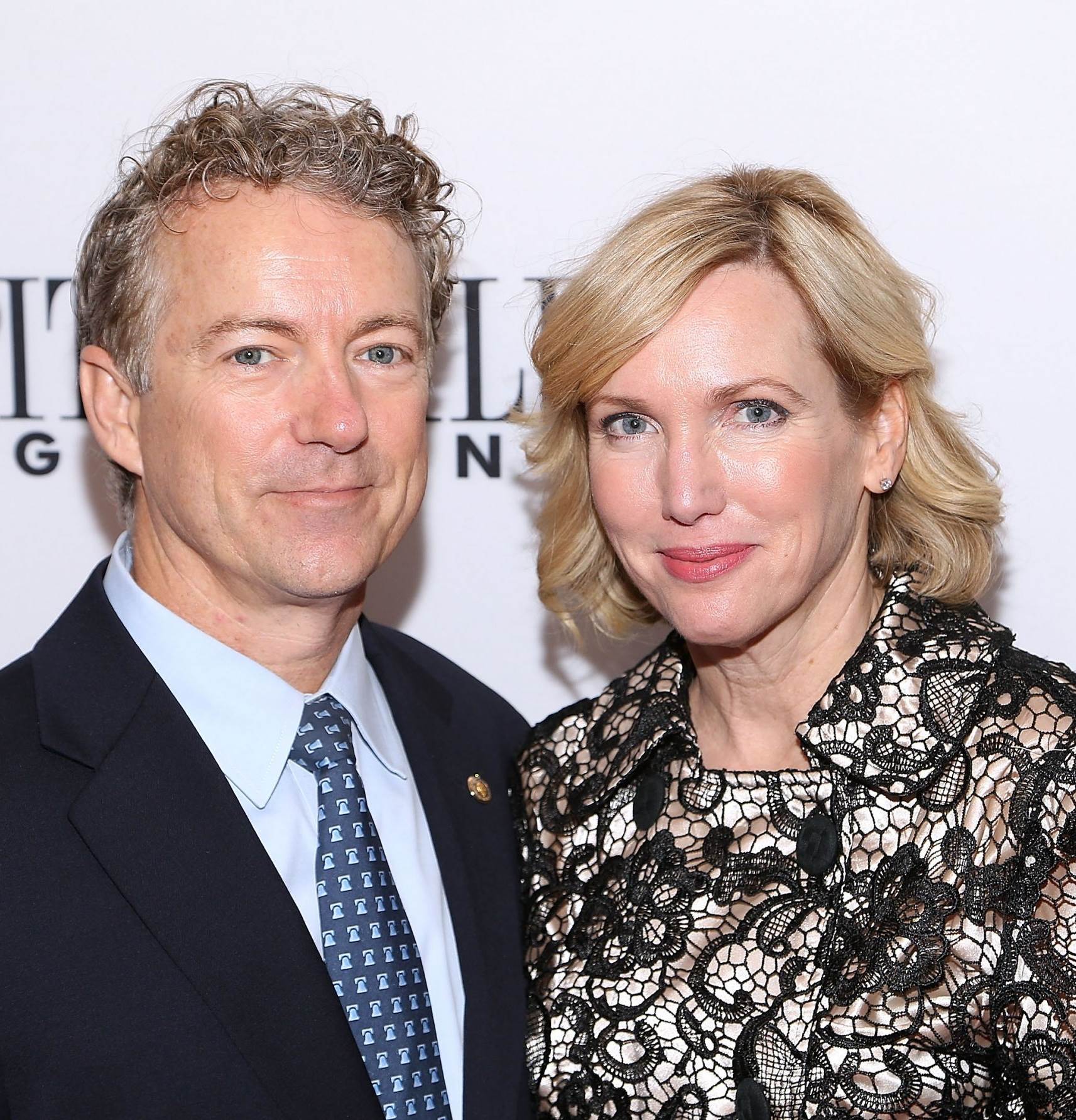 چرا سوسياليست نيستم