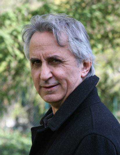 انقلاب را زيستن