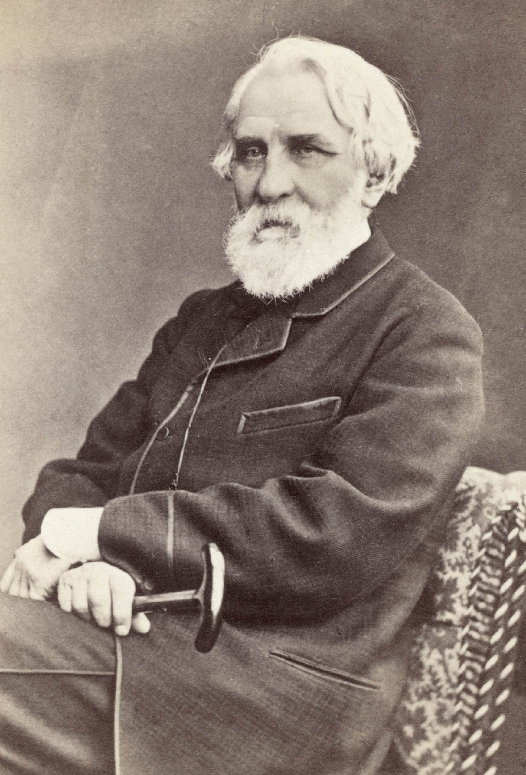 يادداشت هاي آدم زيادي