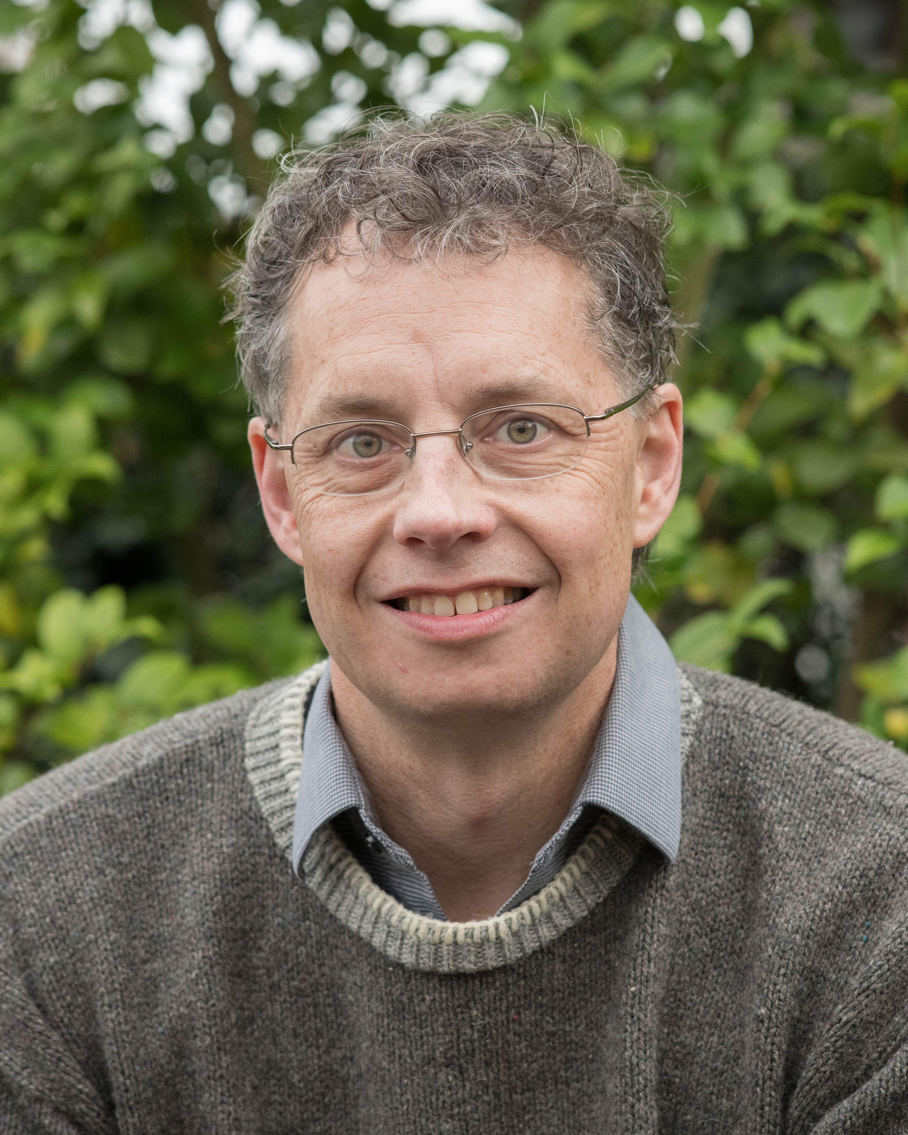 عليه مزخرفات (ترجمان علوم انساني)