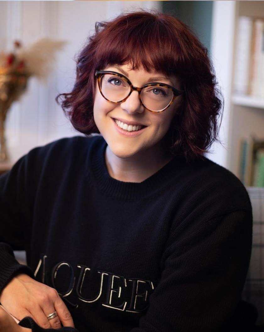 زندگي نامرئي ادي لارو