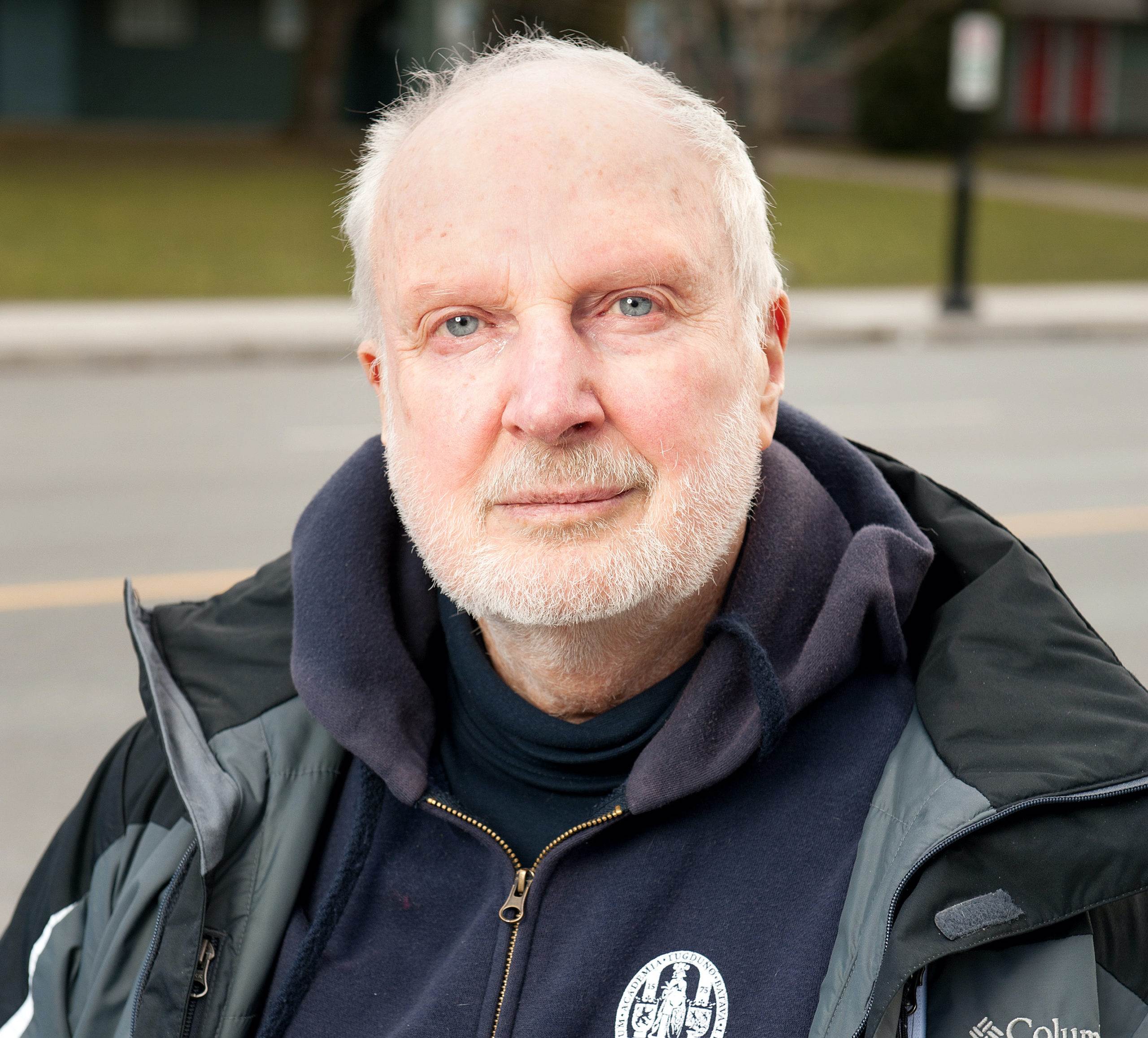 کتاب قبله عالم