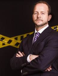 نویسنده کتاب شاهان نفت