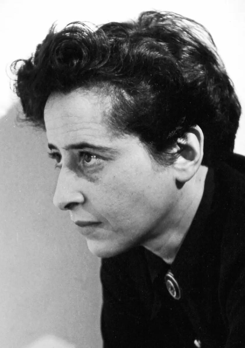 کتاب توتالیتاریسم اثر هانا آرنت