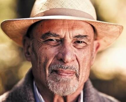 دروغگويي روي مبل