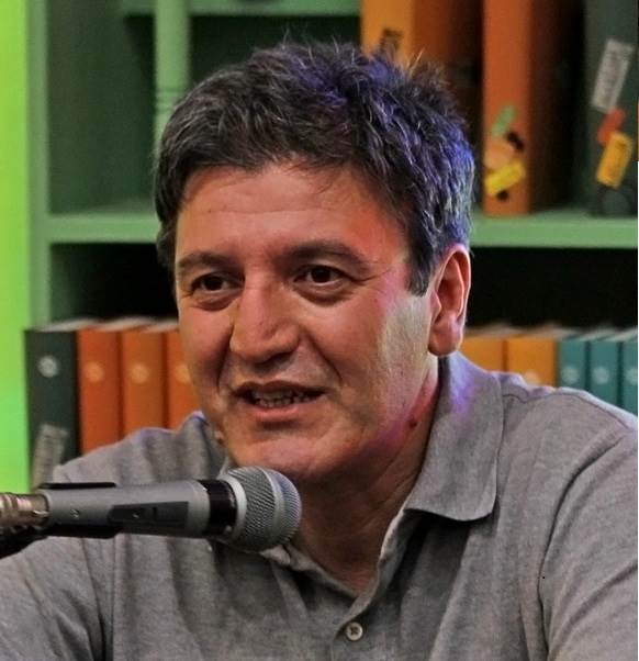 عکس نویسنده کتاب ارباب حلقه ها یاران حلقه انتشارات روزنه جی آر آر تالکین