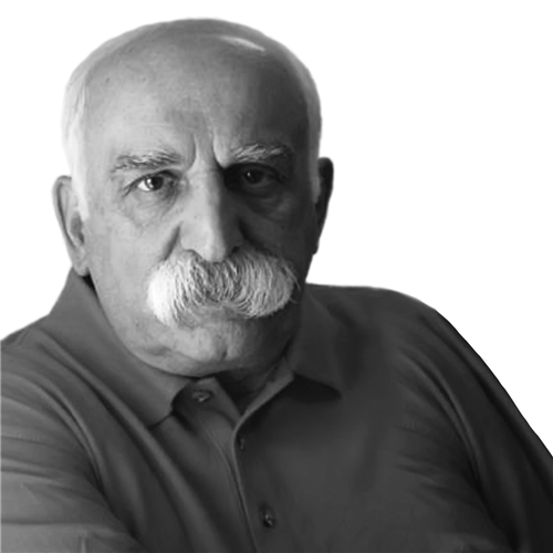 محمود معتقدی